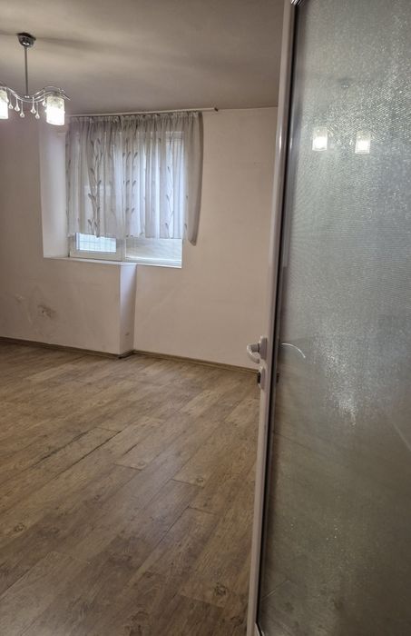 Продавам партерен  апартамент в Асеновград  !