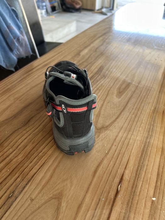 Pantofi Adidasi Salomon pentru drumetii Noi
