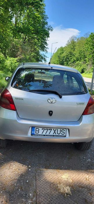Toyota yaris de vanzarr