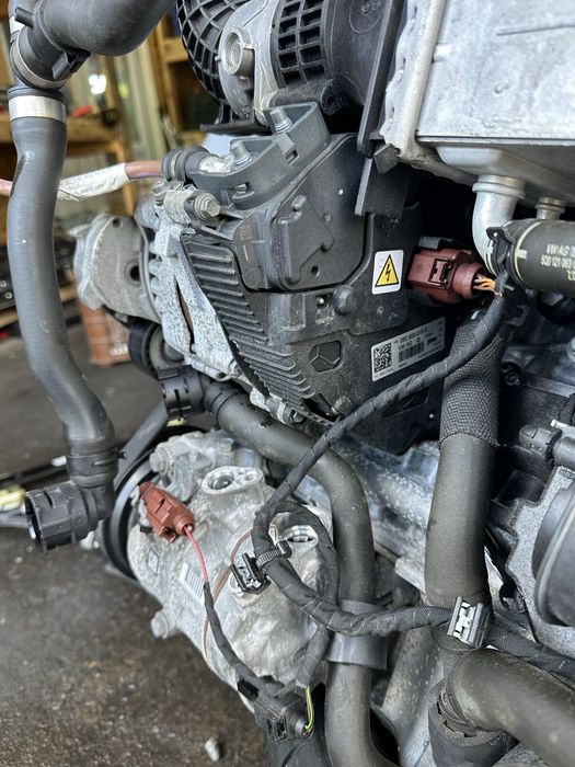 Compresor clima / Alternator VW, Audi, Skoda, Seat : 05E903018G