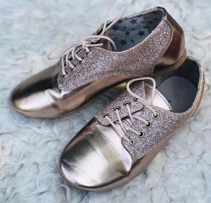 Pantofi  fata-marimea 30,inter19,5cm,nu adidasi piele ZARA,NEXT