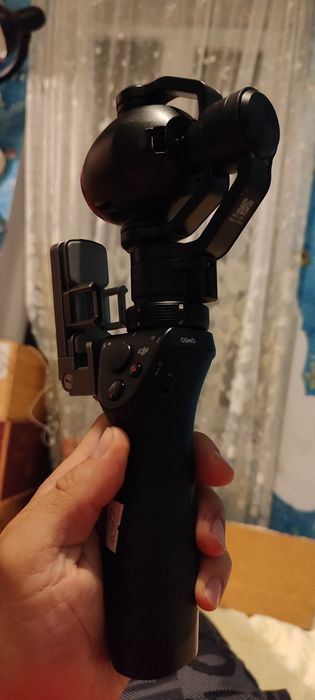 4K-камера со стабилизатором DJI Osmo