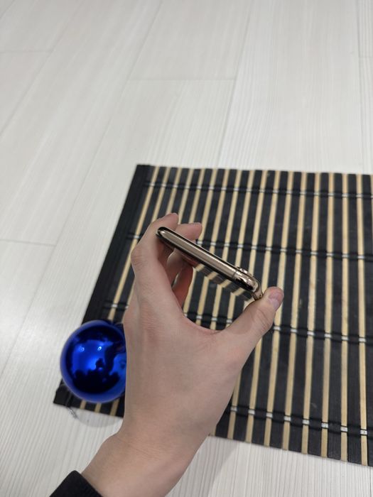 Продам айфон Хс iphone Xs