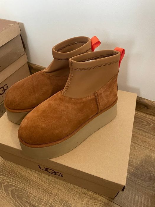 UGG Minni dipper mărimea 40