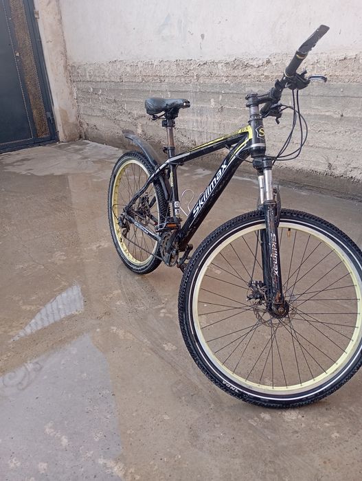 Skillmax velosiped sotiladi!