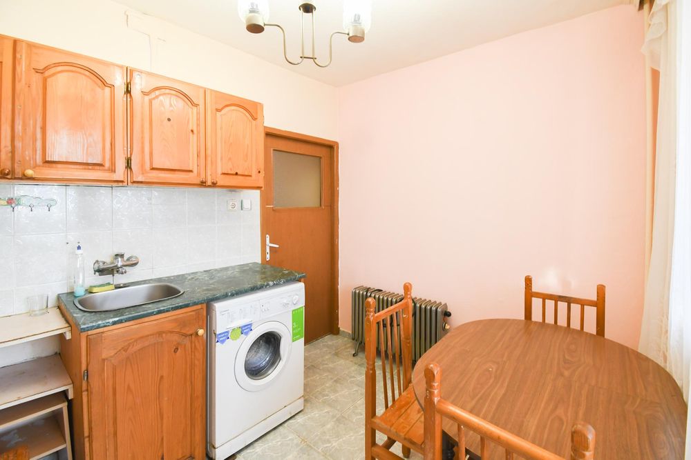 Дава се под наем Двустаен апартамент в София, Люлин 2 - 69 кв.м за 458.49 € - Снимка #1