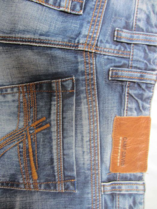 Blugi Camp David,W32 L30,Talie=92cm,Lung=100cm,croaiala dreapta