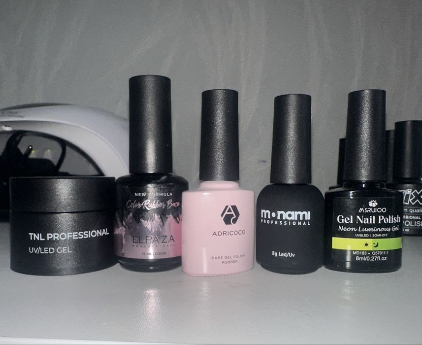 Продам все для маникюра