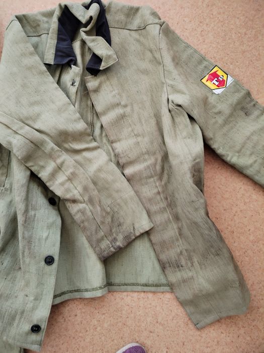 Спецодежда сварщика.