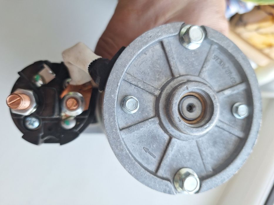 Продам стартер на Ваз