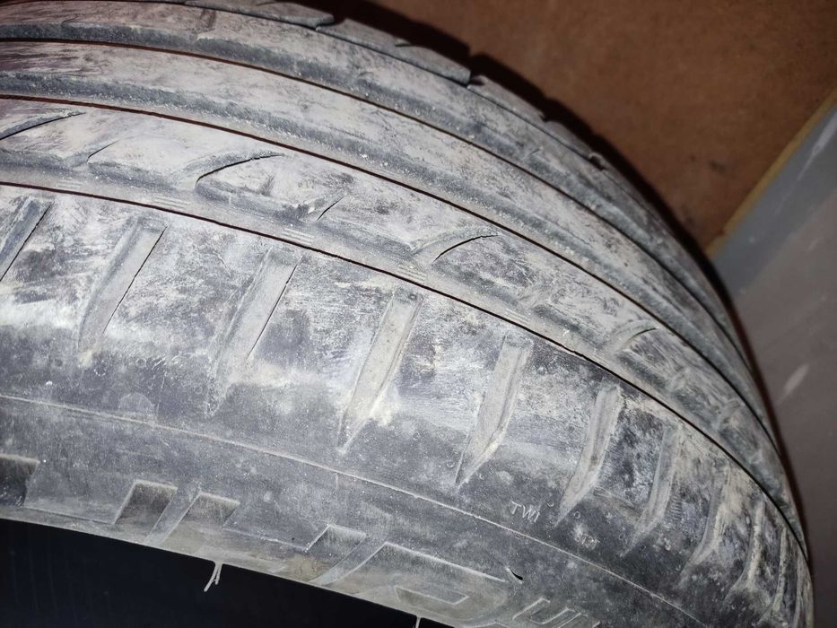 Продавам лятни гуми 17'