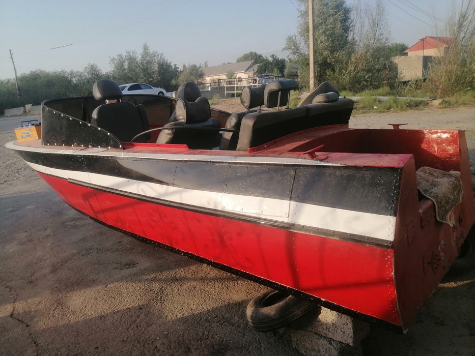 Kater sotiladi srochno
