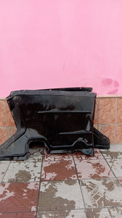 Продается передняя поперечина