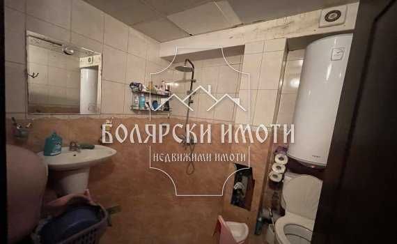 Продава се Двустаен апартамент в Велико Търново, Бузлуджа - 78 кв.м за 1189 €/кв.м - Снимка #2
