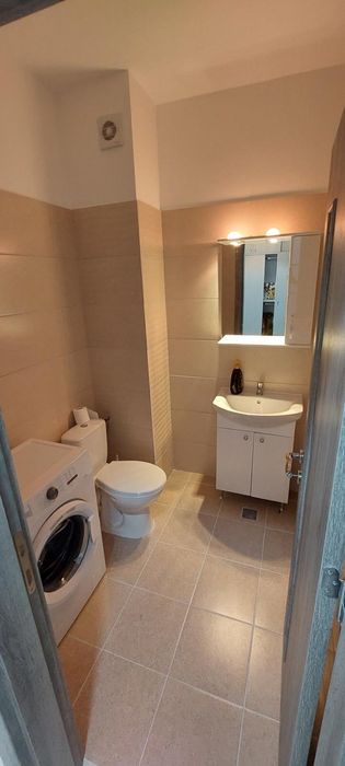 Inchiriez garsoniera Militari Rezervelor cu loc de parcare