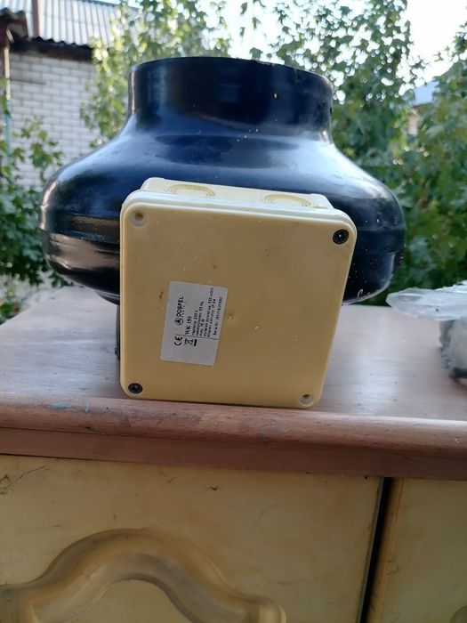 Продам канальные вентиляторы б/у