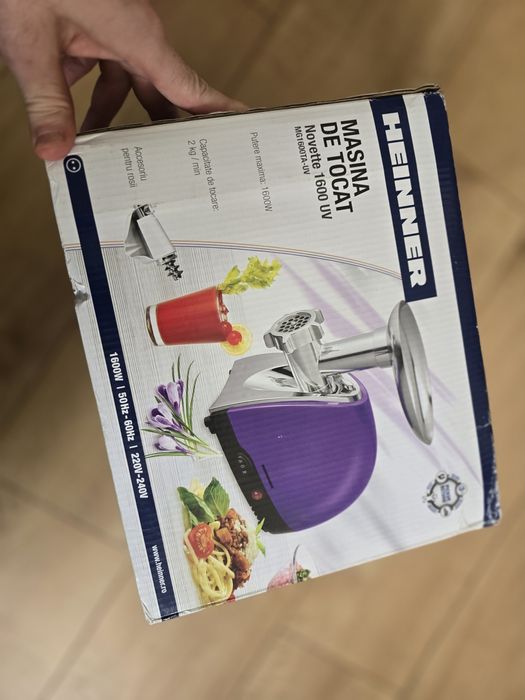 Masina de tocat carne Heinner Novette 1600W(sigilat)