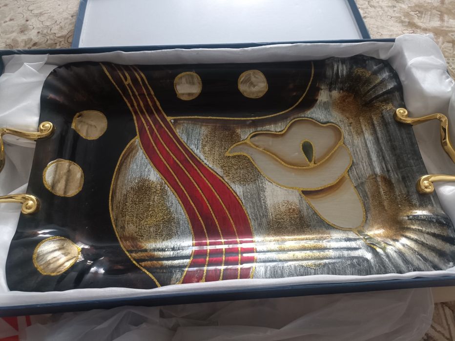 Подносы 3 шт новые