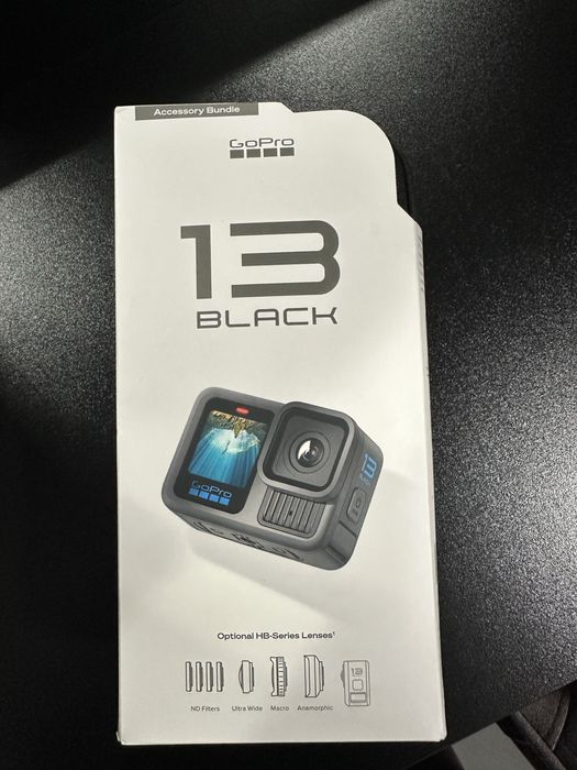 Go pro 13 black Accessory Bundle