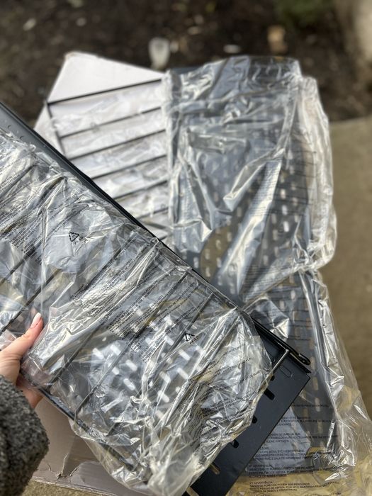 Rafturi de perete noi