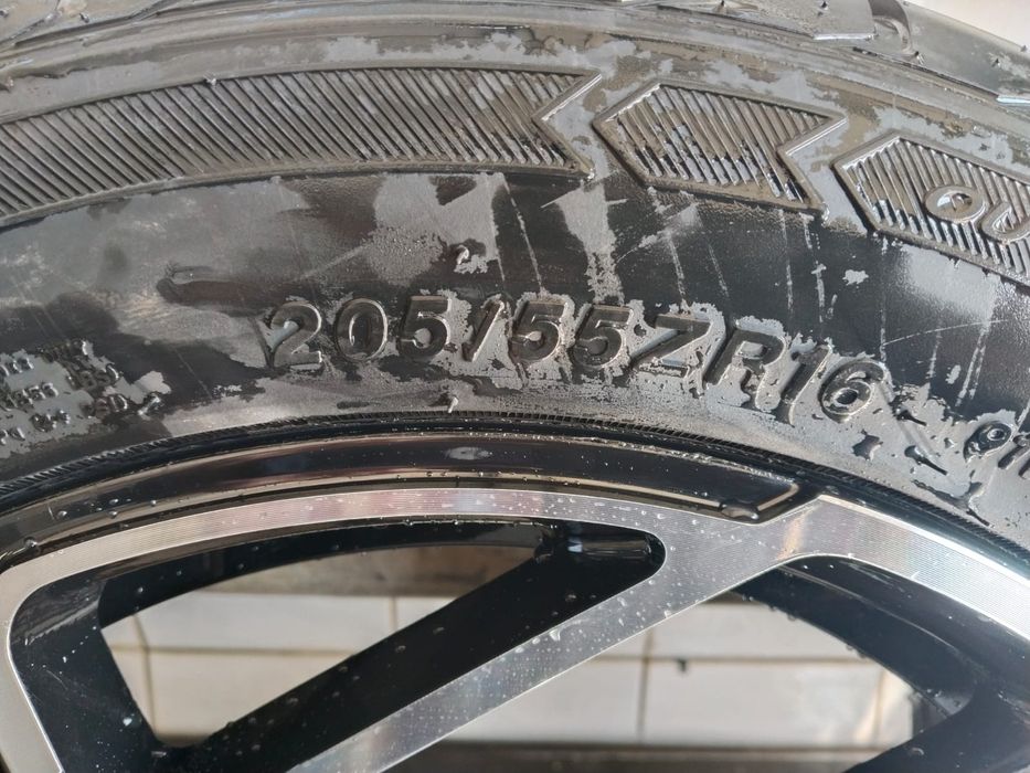 Продам диски... абсолютно новые