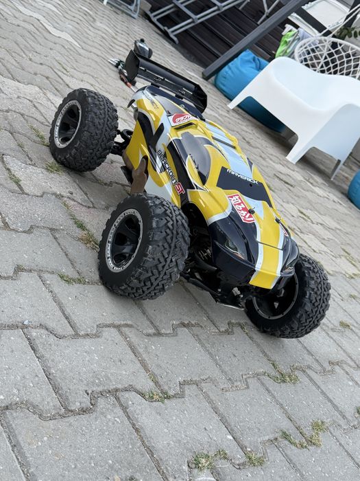 Automodel rc 1:5 benzina reely carbon fighter modificat