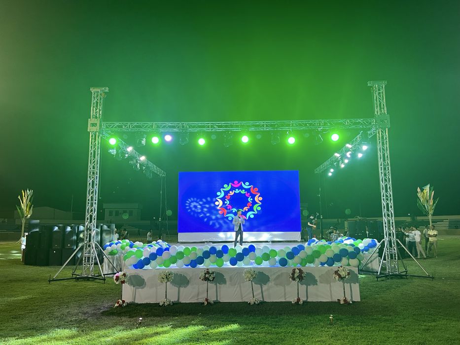 Led ekran , svet va ovoz apparaturalari