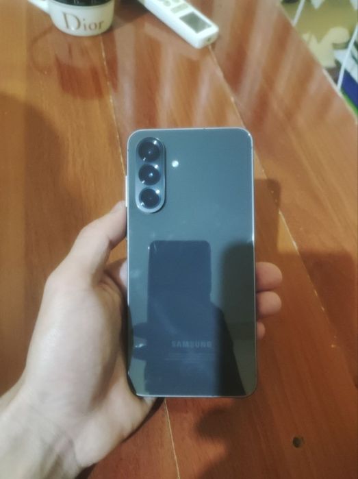 Samsung A56 5G ideal