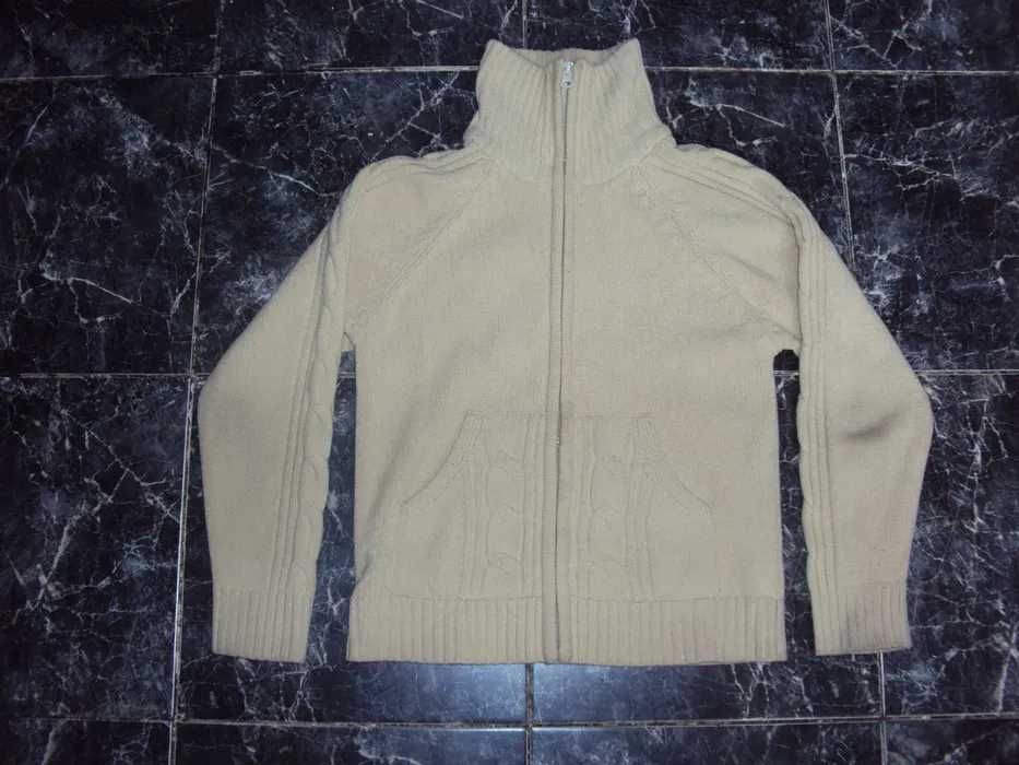 Кофты, свитера на 8-10 лет.