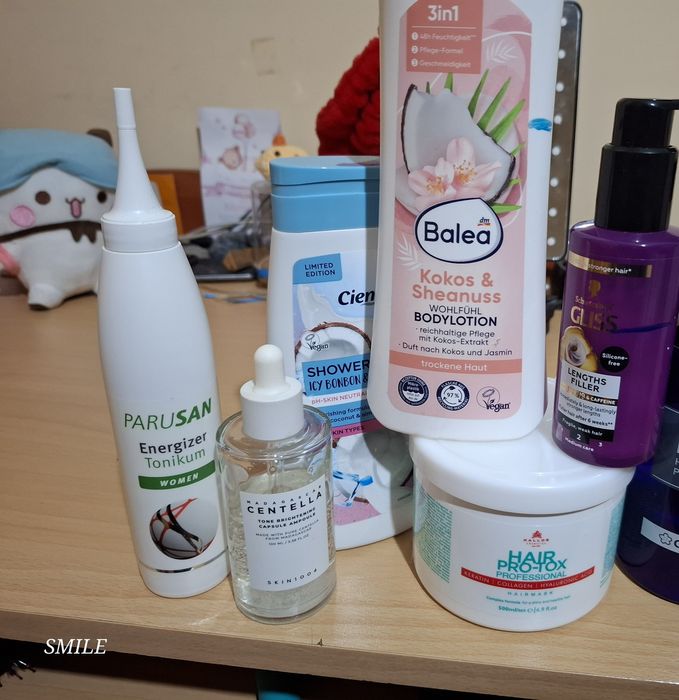 Лот козметика за коса ,лице и тяло