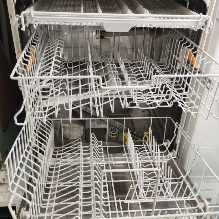 Съдомиялна машина 60ст