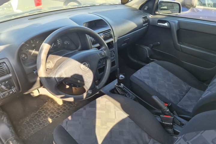 Grila stergatoare Opel Astra G