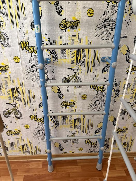 Шведская стенка турник лестница кольца качеля