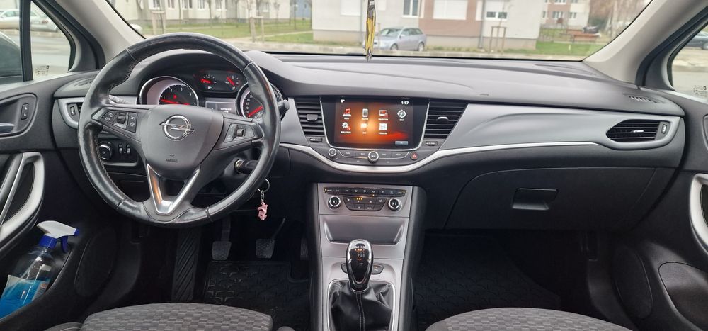 Opel Astra K  Sport tourer