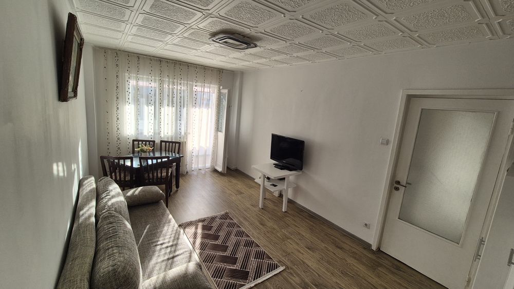 Apartament de închiriat