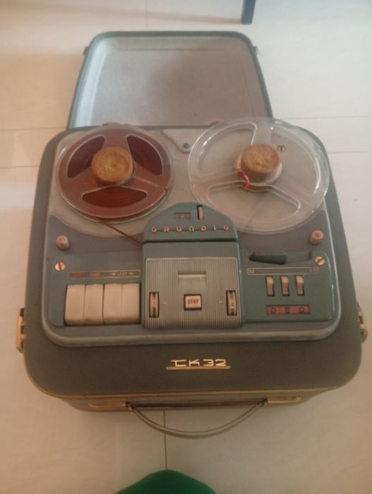 Ретро Магнетофон grundig tk 32