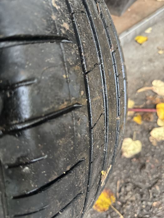 Продавам гуми Pirelli 285/40/21 109Y от Ауди Q7