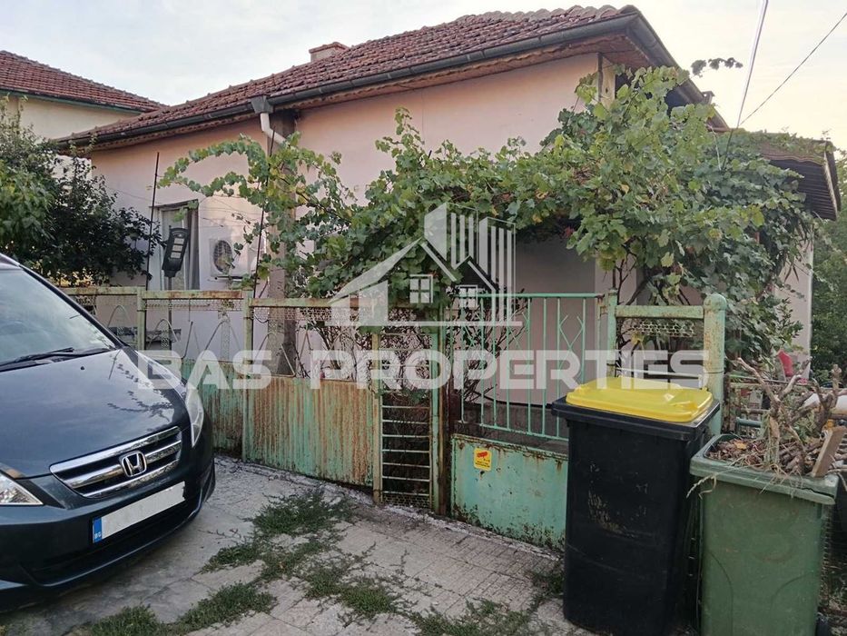 Продава се Къща в Перник, Ралица - 59 кв.м за 2204 €/кв.м - Снимка #1