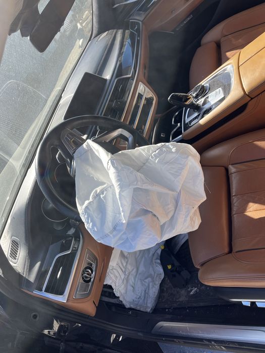 Bmw G11 750i x-drive 449hp M-pack  НА ЧАСТИ ( бмв г11 750 бензин 449 коня )