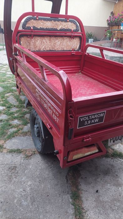 Vând triciclu electric