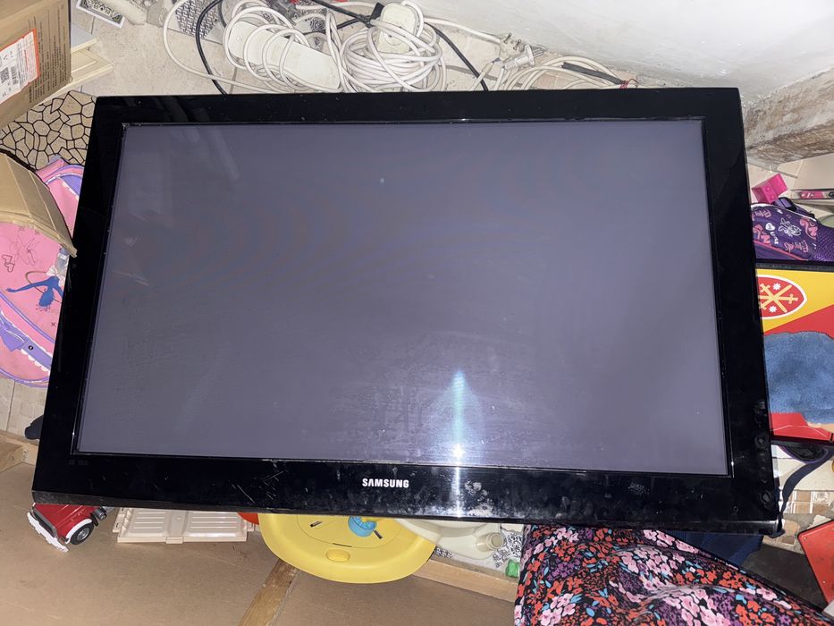 Продам телевизор