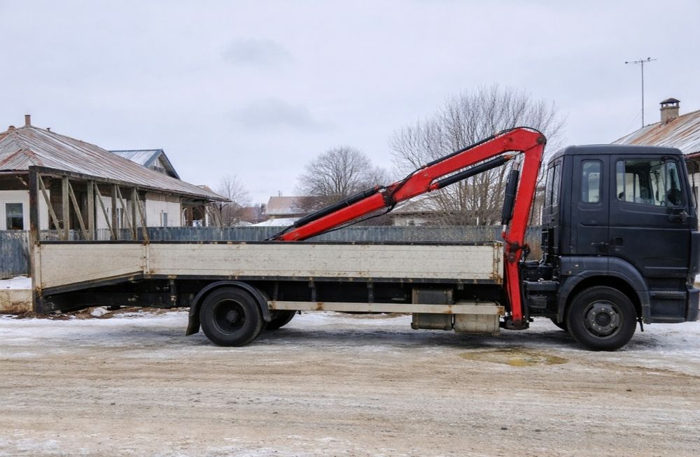 Transport utilaje , auto și transport special cu macara