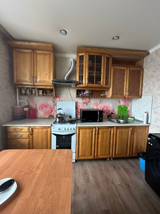 Продам кухонный шкаф