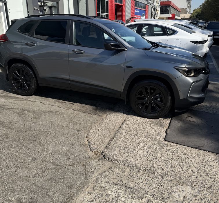 Продается Tracker 2 ltz