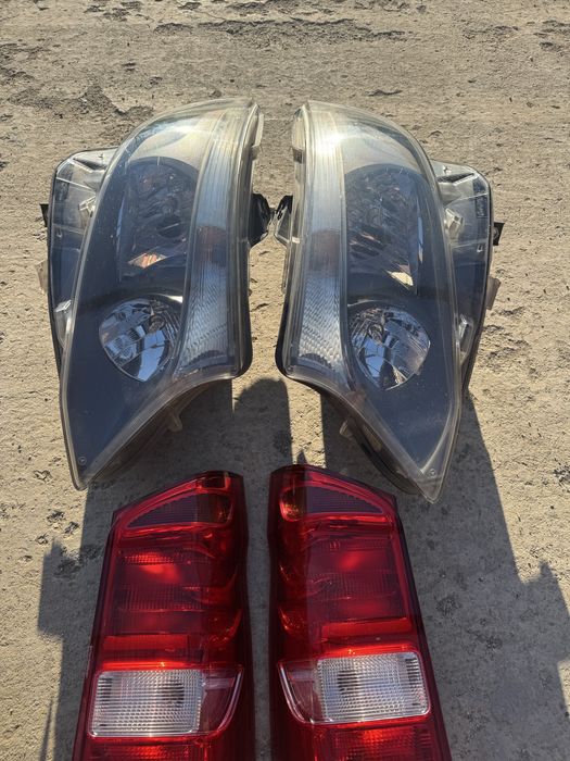 Vand faruri/stopuri mercedes v-class