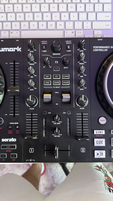 DJ контролер Numark Mixtrack PRO FX DJ