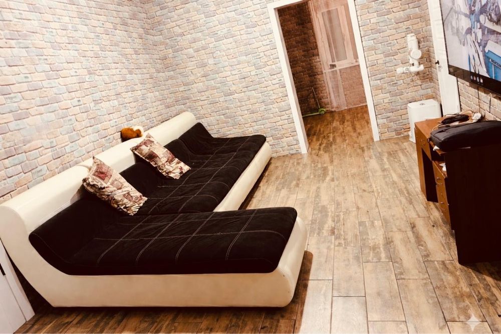 Продам частный пяти комнатный дом