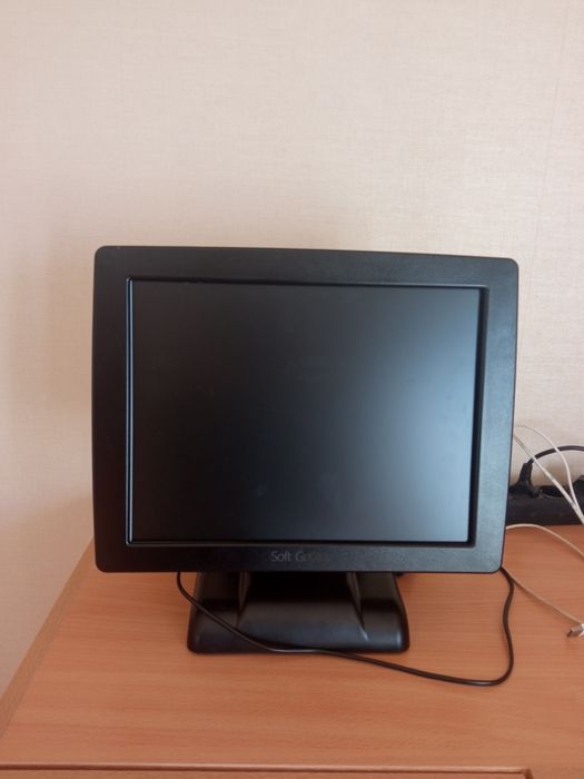 Моноблок 15" 4 ядерный 4gb ОЗУ SSD