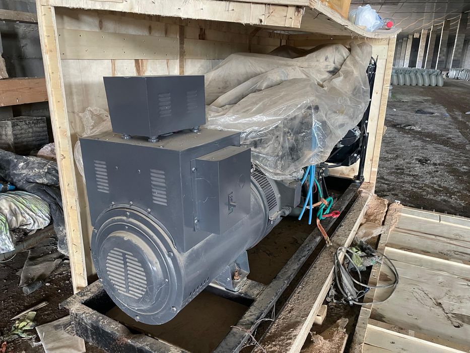 Продам дизельный генератор