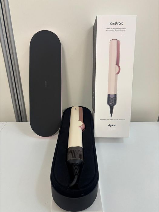 Placa Dyson Airstrait Ht01 cu cutie travel NOUA
